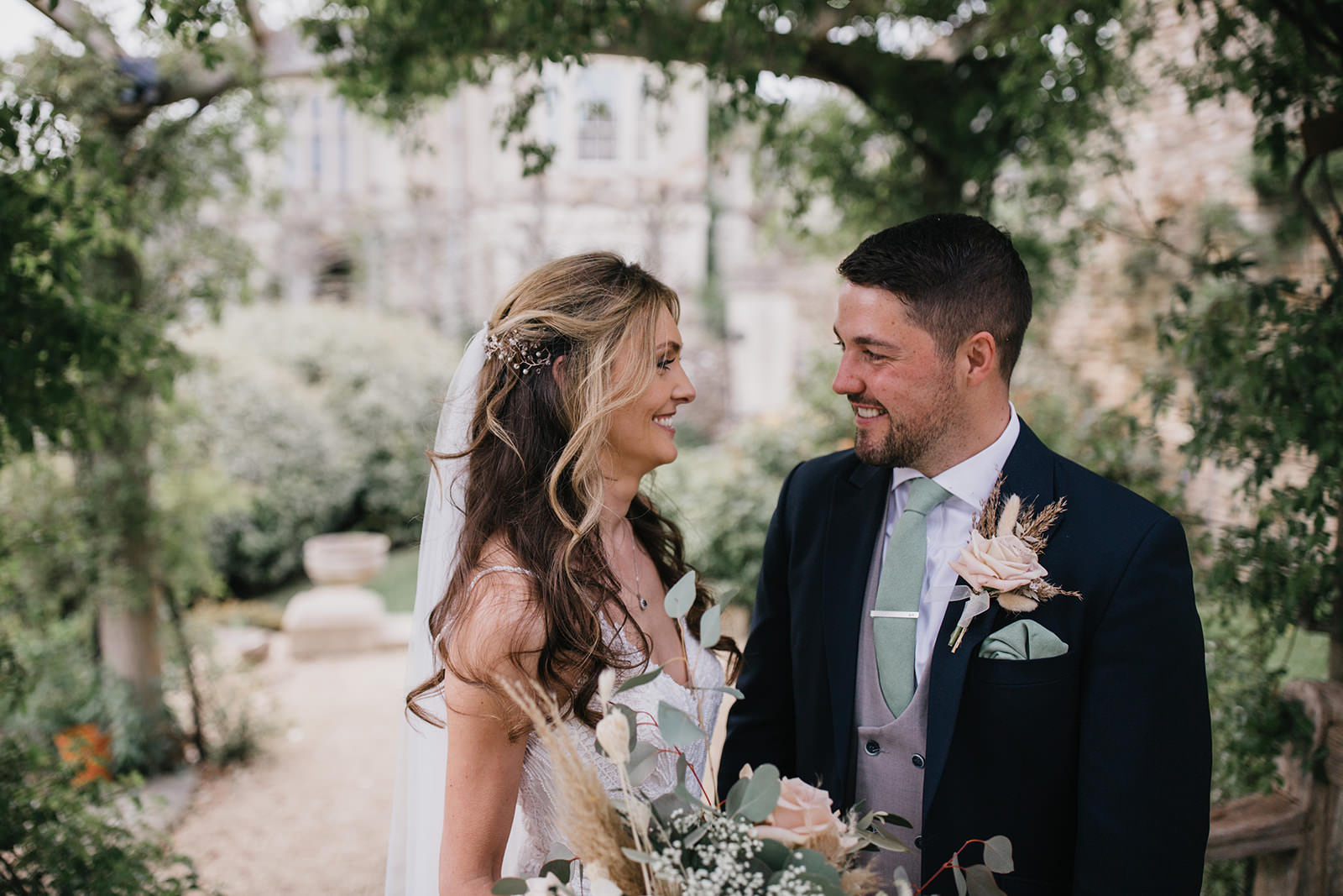 Olivia & Alex