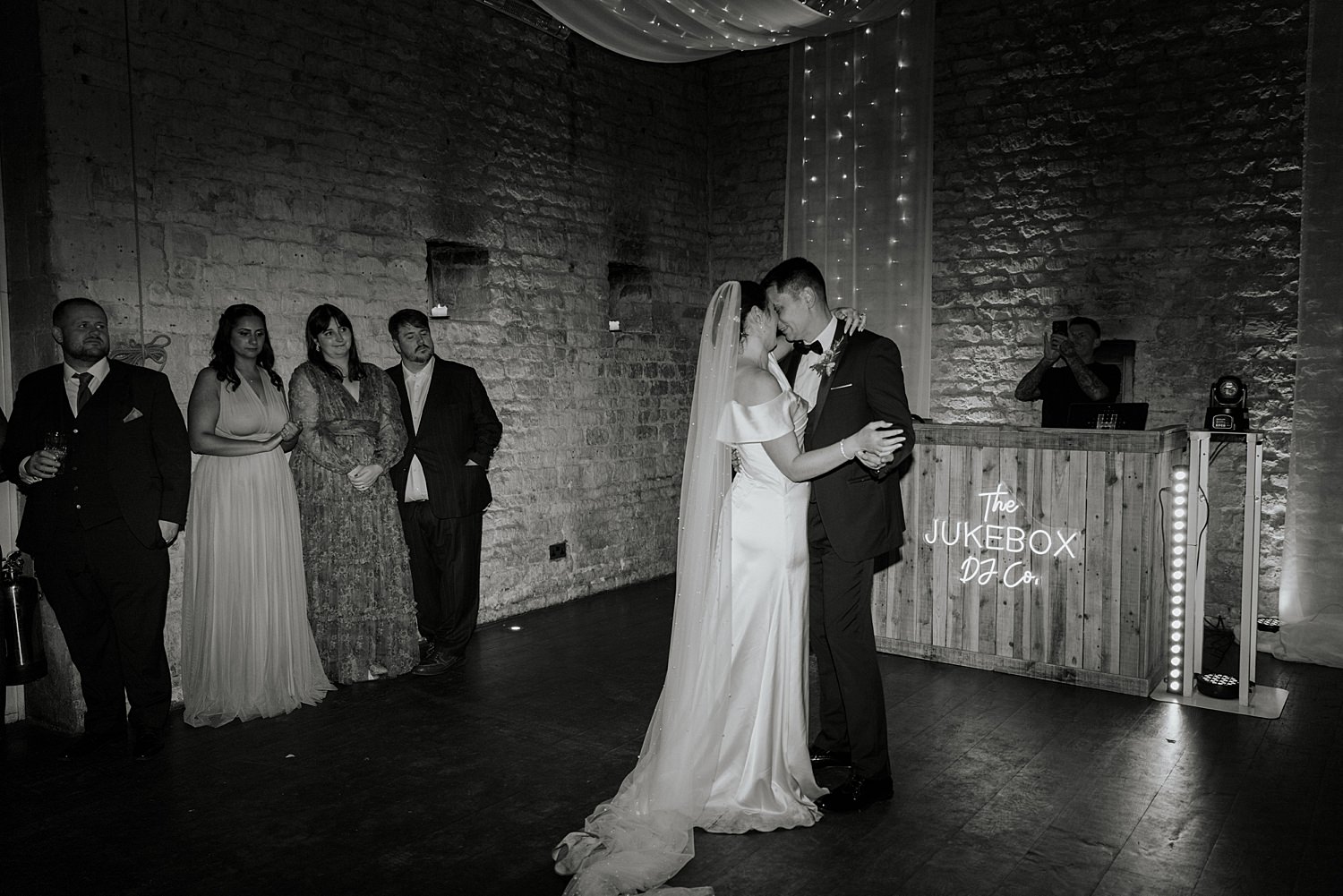 lapstone barn wedding